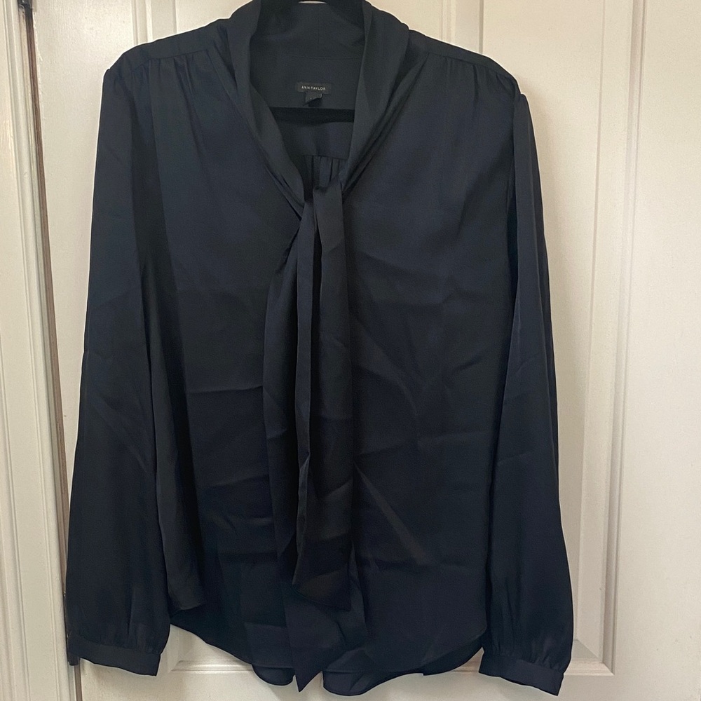 Ann Taylor Tie-neck Black Women's Blouse